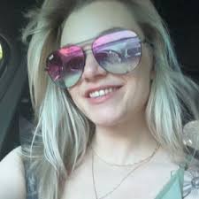 Danielle Phillips (@danielleph)