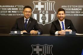 Die gespräche mit messis vater jorge laufen. Lionel Messi Unterschreibt Neuen Vertrag Beim Fc Barcelona Goal Com