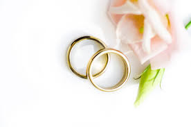 Er soll nur diesen vorbehalten sein? Goldene Hochzeit Ringe 2 Kostenlose Stock Fotos Rgbstock Kostenlose Bilder Zela March 08 2013 389