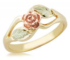 Comes in a gift box with a certificate of authenticity and a warranty card. Landstrom S Black Hills Gold Rose Flower Ring Blackhillsgold Direct Klugex