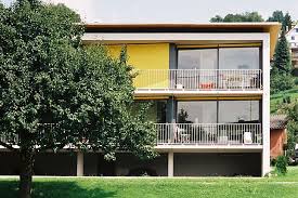 Wohnbau In Horbranz Vorarlberg In Massivbauweise Hochwertige Wohnungen Mit Jeweils Vorgelagerten Terrassen Hohe Grundrissflexibilitat Wohnen Bau Architektur