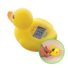Free shipping on orders over $25 shipped by amazon. Amazon Com Dreambaby Room And Bath Baby Thermometer Safety Toy Model L321 Reliable Temperature Readings Yellow Duck Baby