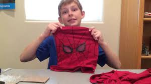 It is a kind of eight elongated, with the bottom part wider than the top. Diy Spiderman Mask Tutorial Youtube
