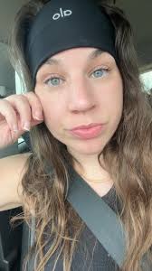 I do not give a flying f*** what you think I look like. We go though this  nonsense every single time I go viral. And without fail y'all yam 🍠🍠  simps think