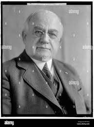 Derek Abernathy's Instagram, Twitter & Facebook