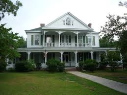 506 N Main St Abbeville Sc 29620 Is For Sale Zillow Old Houses For Sale Abbeville House Styles