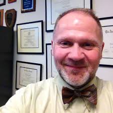 I'm happy to share that I've been promoted to Associate Director,  Pre-Health Advising at Emory University!