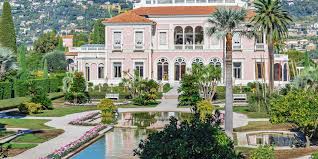 This sanitized take on the famous rothschild family, a prominent european banking clan with jewish roots, was in part a hollywood effort to combat swelling. Villa Jardins Ephrussi De Rothschild