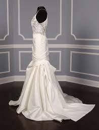Discounted Designer Wedding Dresses Up To 90 Off Retail Your Dream Dress Discount Designer Wedding Dresses Wedding Dresses Fit And Flare Wedding Dress