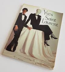 Vintage Boek Yves Saint Laurent Verkocht Woonzonden