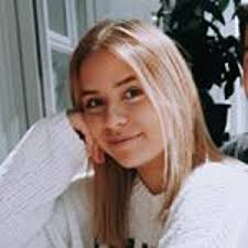 get.casely Instagram Influencer Profile