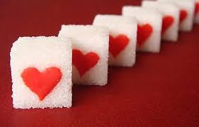 Zollette di zucchero decorate fatte in casa. Zollette Di Zucchero Personalizzate Ecco Come Farle Con I Cuoricini Pourfemme