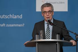 Hauptsitz der bundesministerium des innern in leiter der behörde ist von amts wegen der bundesminister des innern, der als bundesminister. Dr Thomas De Maiziere Bundesminister Des Inneren Gunther Ortmann