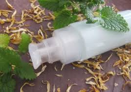 Recette Creme De Jour Oh Ma Melisse Peaux Mixtes Delicates Aroma Zone