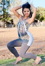 Horribly Funny Pose Girl Poses Model Poses Funny Poses