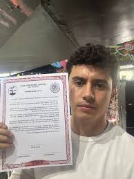 Le quitamos lo timido a este dibujo 😎