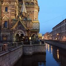 Cathedrale Saint Sauveur Sur Le Sang Verse Saint Petersbourg 72 Heures A Saint Petersbourg Les Meilleures Adresses De La Ville Visiter Saint Petersbourg Saint Petersbourg Voyage Russie