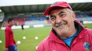 See the complete profile on . Hundreds Of People In The Last Goodbye To Vitor Oliveira