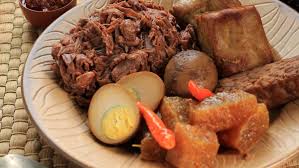 Nggak Harus ke Jogja, Ini 7 Gudeg Legendaris Favorit Warga Jakarta
