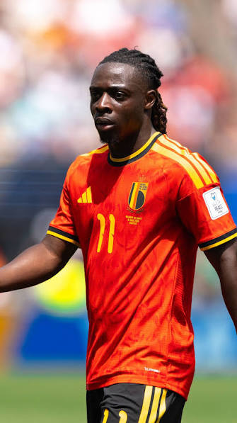 Belgium's Jérémy Doku faces criticism over leaving World Cup for child  birth | CNN