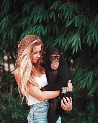 This Zoo In Miami Offers Up Close Animal Encounters Narcity Cute Funny Animals Cute Animals Cute Baby Animals