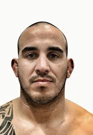 This is Christopher Moreno @monstrinho.bjj known as “Monstrinho”, was born  in Lechería, Venezuela, where he grew up playing baseball. After a  career-ending injury, Christopher found himself struggling with depression,  weighing over 265