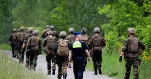 Jürgen conings verdween op 17 mei met wapens die hij had meegenomen uit de kazerne van leopoldsburg. Ws8d5juapiftdm