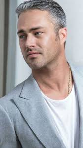 Taylor Kinney