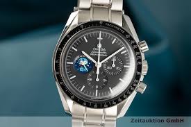 While chronographs have been around since the late 1800s, omega first introduced this line of chronographs in 1957. Omega Speedmaster Moonwatch Chronograph Steel Manual Winding Kal 1861 Ref 145 0031 Limited Edition 2101423 Zeitauktion