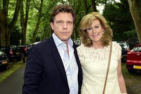 (geboren 24 april 1955) is een nederlandse media tycoon televisiemaker en miljardair. Onderzoek Naar Afpersing En Bedreiging Familie De Mol Foto Ad Nl