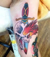 Flash traditional chef knife tattoo. 50 Traditional Dagger Tattoo Designs With Meaning 2021