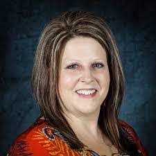 Amie Bloomfield's Instagram, Twitter & Facebook