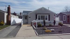 732 E Park Ave Long Beach Ny House For Sale Hug Real Estate Exclusive Thomas A Hug Water Heating Systems Garage Doors House