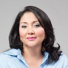 Esmeralda Rincon's Instagram, Twitter & Facebook