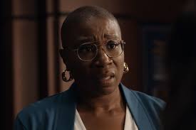 Watch '9-1-1' preview of Hen facing off with Councilwoman Ortiz over Mara  (exclusive)