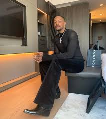 Manfred thierry mugler ist der kreative kopf hinter ikonischen looks von beyoncé, david bowie und kim kardashian. The Faby S Best Of 2020 Designer Of The Year Including Hanifa Thierry Mugler Balmain By Olivier Rousteing And More Fashion Bomb Daily Style Magazine Celebrity Fashion Fashion News What To Wear