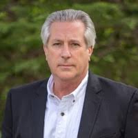 200+ perfiles de «Casucci»