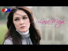 May 31, 2021 · tracklist itu juga menampilkan sejumlah besar produser dan penulis lagu yang luar biasa. Lirik Lagu Luna Maya Dan Video Karaoke Kumpulan Lyrics Terlengkap Di Wowkeren Com