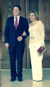 Dini icerikli filmlerde de rol aldigina $ahit oldugum insan. Ahmet Ozhan Evlendi Son Dakika Haberler