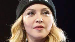 Francis congregation of our lady of lourdes. Madonna Ex Freund Dennis Rodman Behauptet Sangerin Bot Ihm 20 Millionen Dollar Furs Schwangern Stars