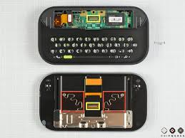 Microsoft Kin Two Teardown - iFixit