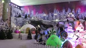 With the lowest hotel rates in town, agoda.com offers many lodging options a short distance away from amusement and theme parks. Snow World In Resorts World Genting Malaysia At April 2016 By Eatdreamlove Youtube