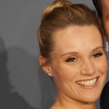 Der bachelor lehnt sich an das amerikanische format the bachelor bei abc an, das 2002 erstmals produziert wurde. Filmografie Anna Christiana Hofbauer Fernsehserien De