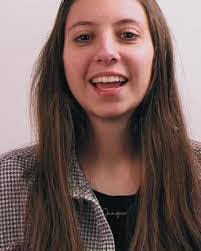 Lori Kixmiller's Instagram, Twitter & Facebook