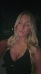 Isabella Stover's Instagram, Twitter & Facebook