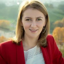Ana maria popescu, formerly known as ana maria brânză (romanian pronunciation: Ana Maria Popescu Head Of Quality Assurance Mail Media Karlsruhe 1 1 Mail Media Development Technology Gmbh Xing
