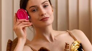 FOREO apoya el fútbol femenino a través de WomanGoal