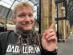 Harry Potter's platform to Hogwarts ❤️ Sincerely yours Ed Sheeran