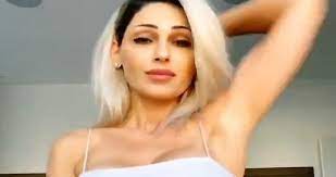 Show more posts from annatatangeloofficial. Anna Tatangelo Riscopre L Amore Ha Un Nuovo Fidanzato Bigodino