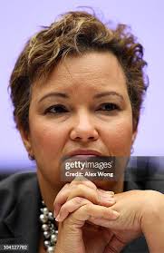 666 Lisa Marshall Stock Photos, High-Res Pictures, and Images